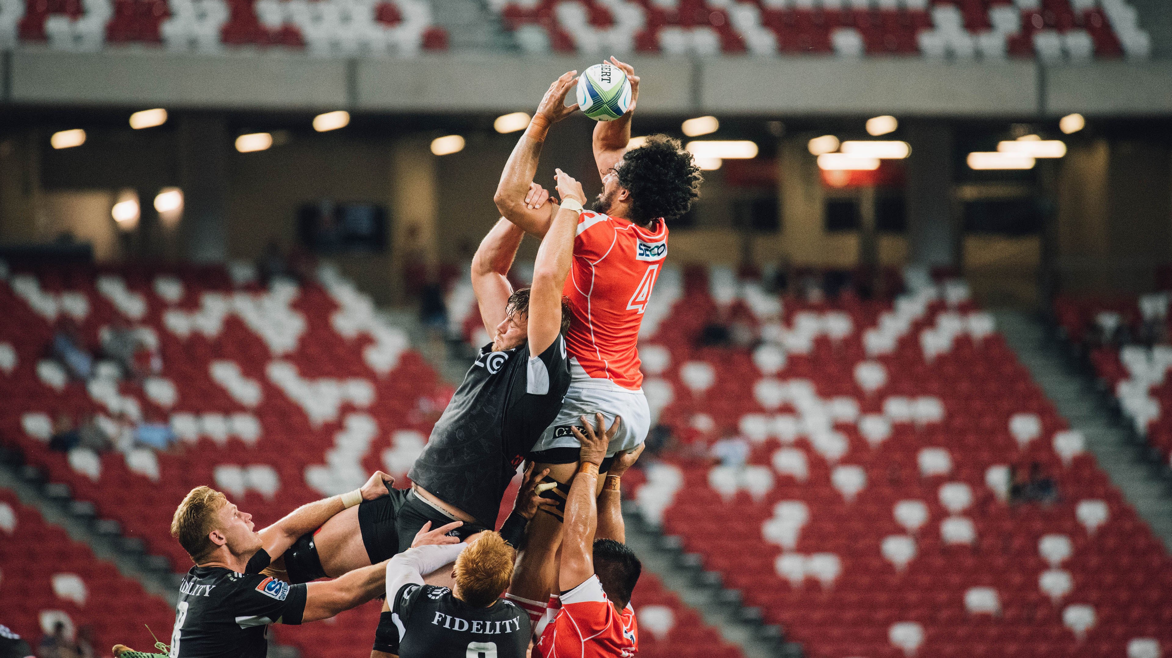 赛场无界，从JackeyLove十二连胜到美国队极限挑战，我们正见证竞技体育边界的消失，竞技无界，我们正见证一个新时代